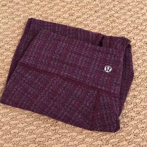 Printed Lululemon cropped leggings